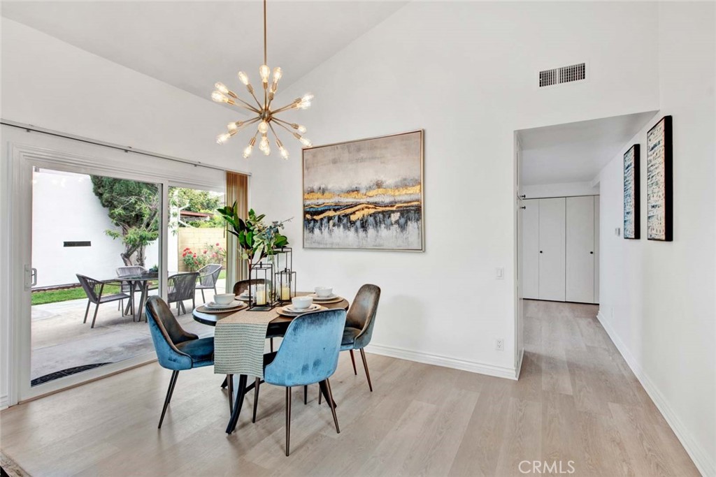 1406 S Amberwick Lane