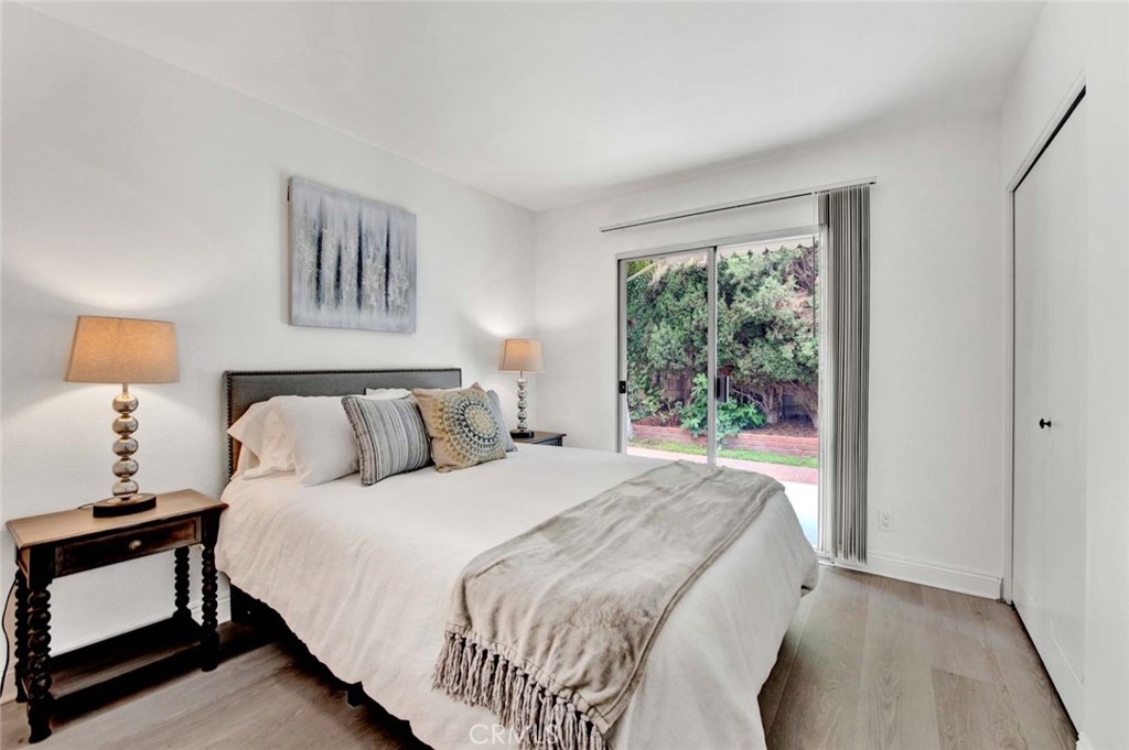 1406 S Amberwick Lane