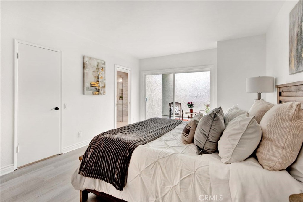 1406 S Amberwick Lane