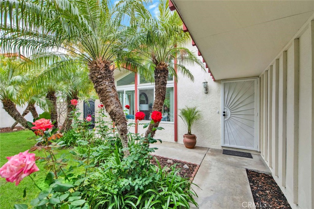 1406 S Amberwick Lane