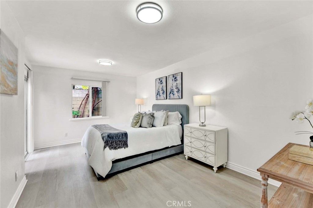 1406 S Amberwick Lane