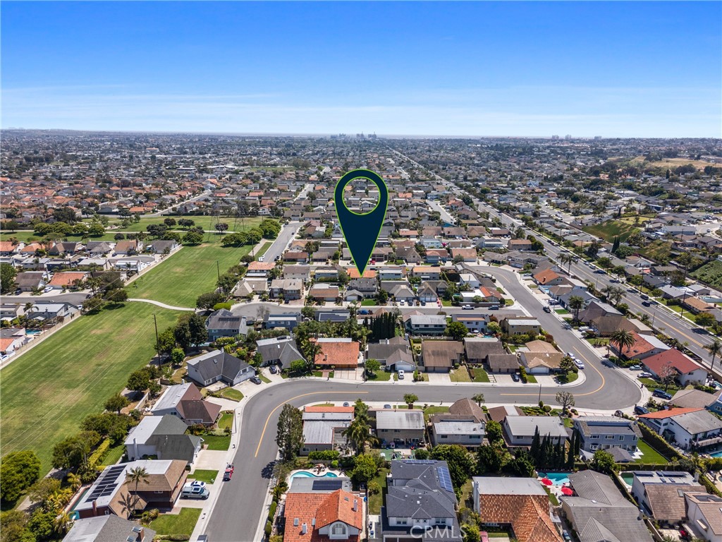 8572 Whitesails Circle