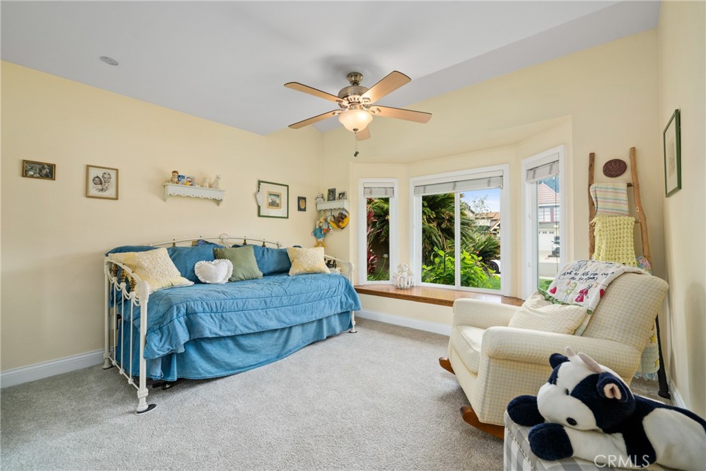 8572 Whitesails Circle