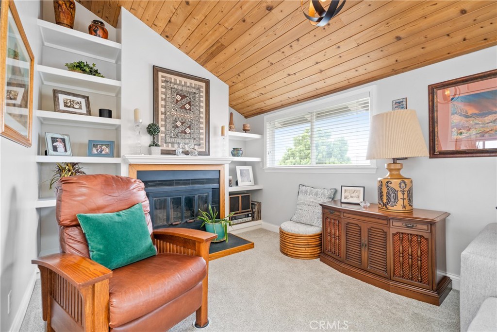 8572 Whitesails Circle