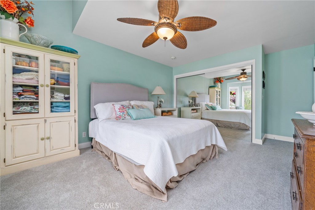 8572 Whitesails Circle