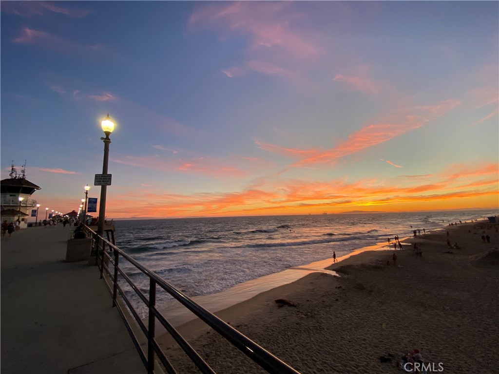 8572 Whitesails Circle