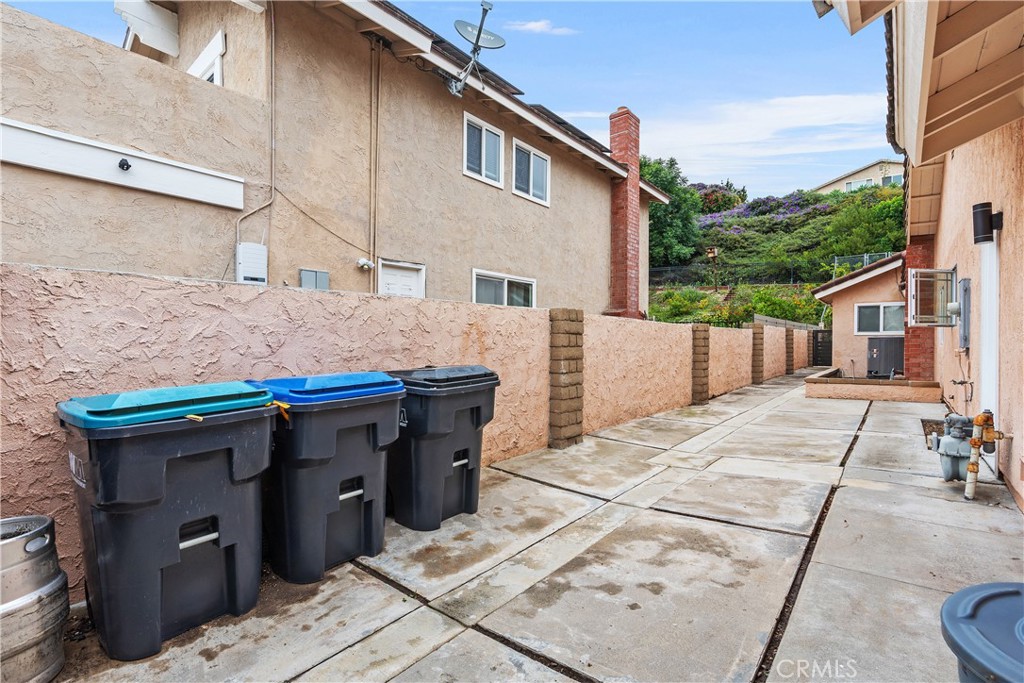 27131 Puerta Del Oro