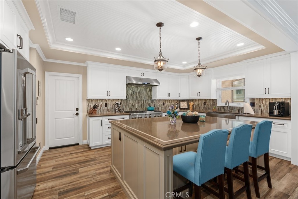 27131 Puerta Del Oro