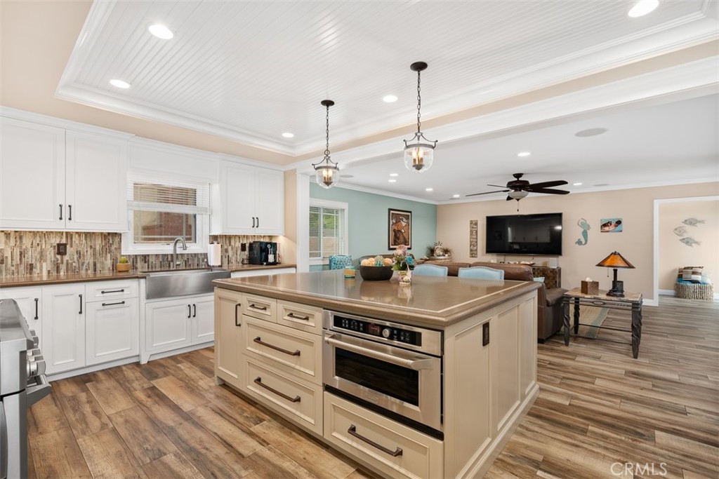 27131 Puerta Del Oro