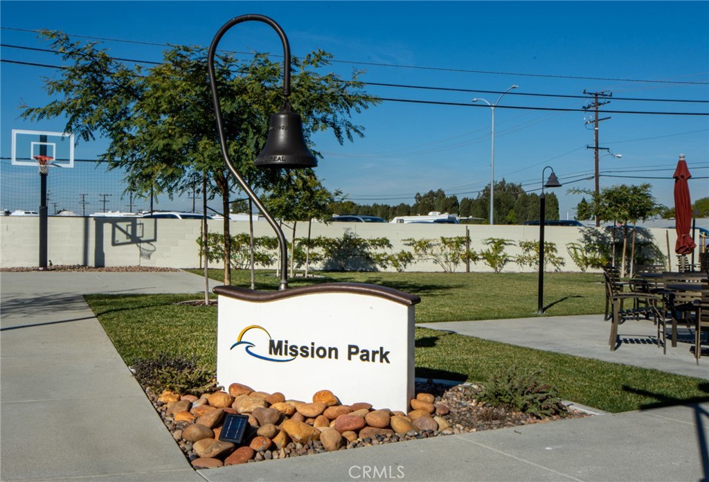 13601 Cedarcrest 100-i