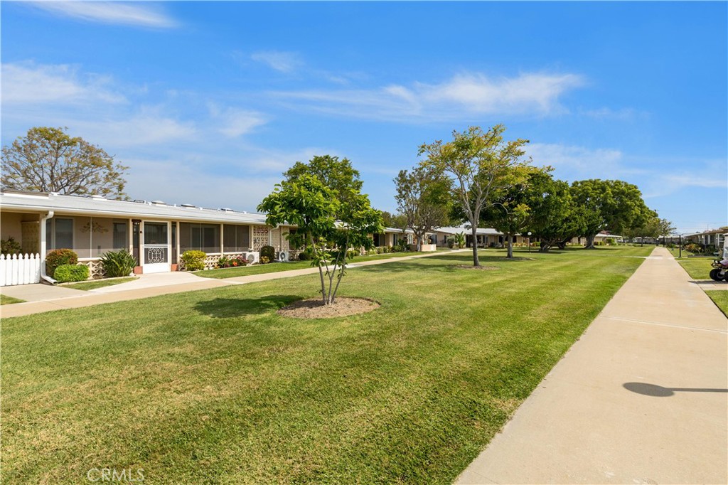 13601 Cedarcrest 100-i