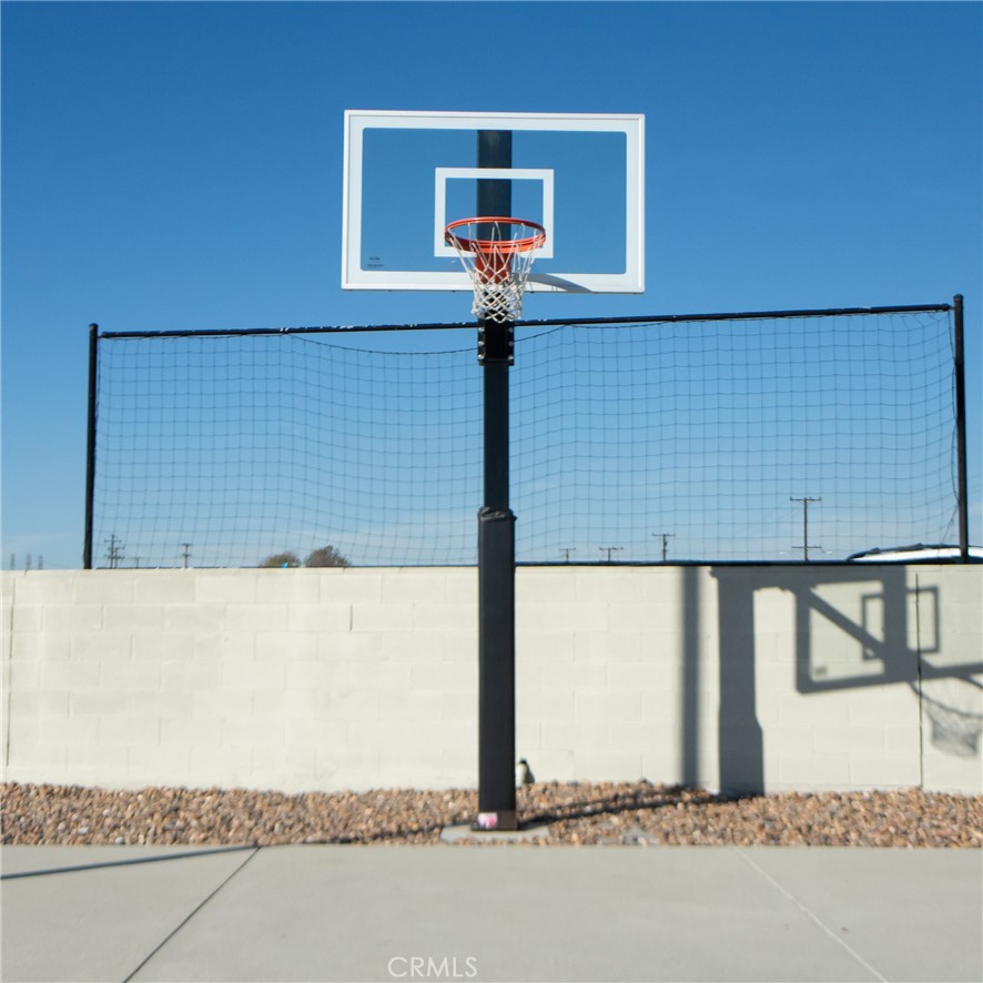 13601 Cedarcrest 100-i