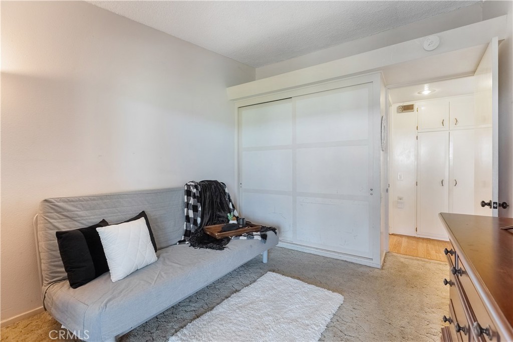 13601 Cedarcrest 100-i