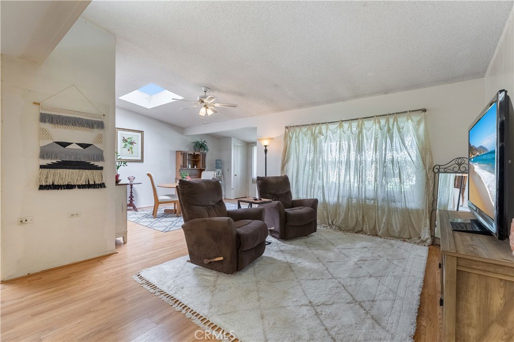 13601 Cedarcrest 100-i