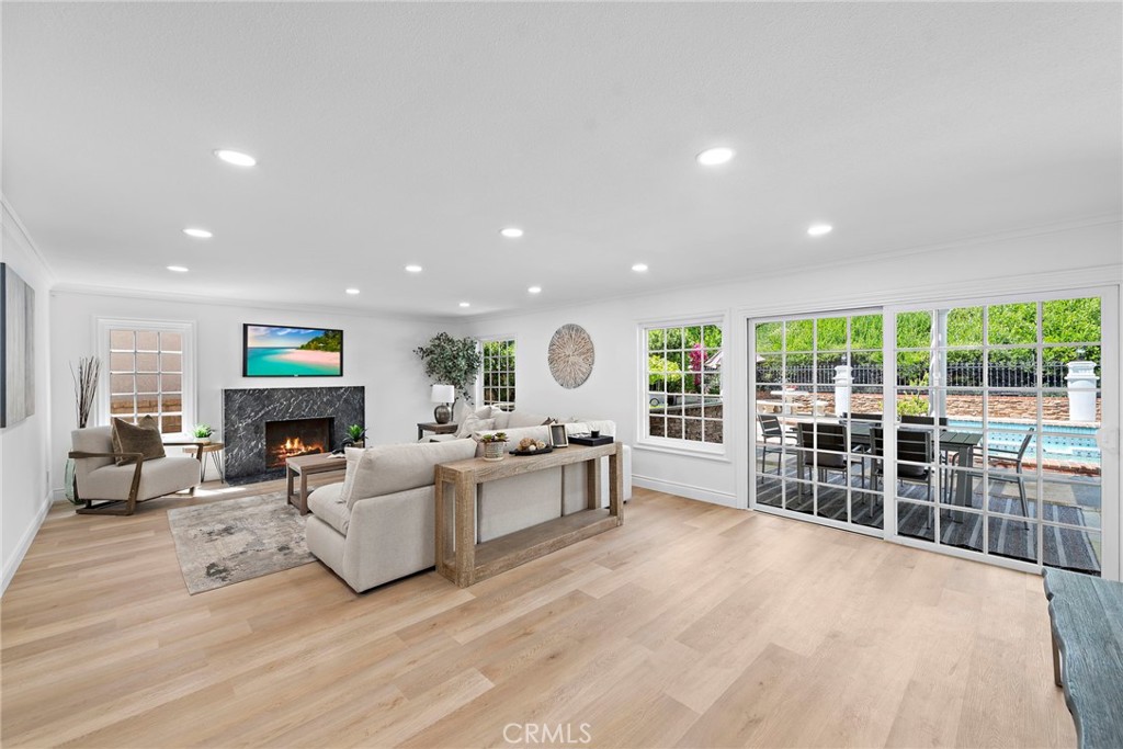 3729 E Ridgeway Road