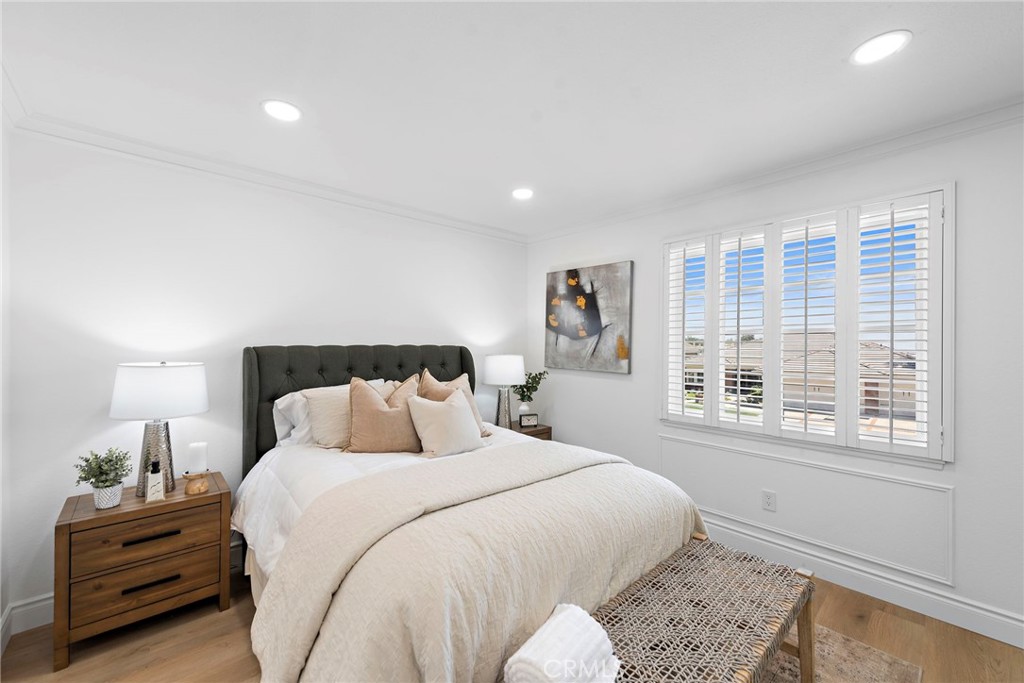 3729 E Ridgeway Road