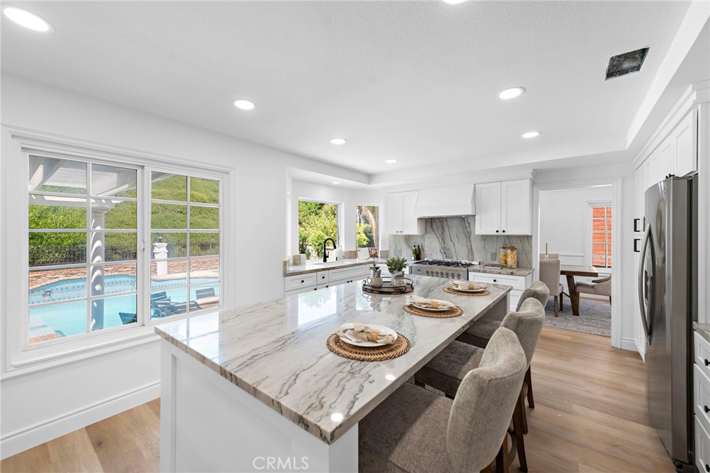 3729 E Ridgeway Road