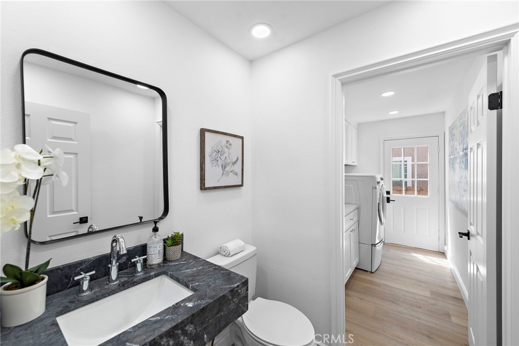 3729 E Ridgeway Road