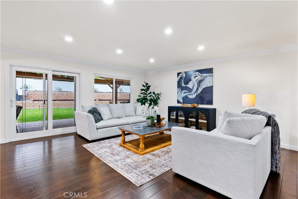5901 Gloxinia Drive