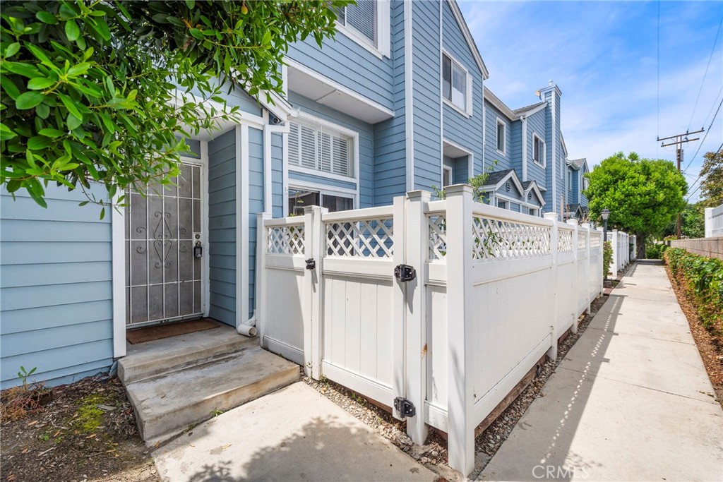 13020 Sycamore Village Drive