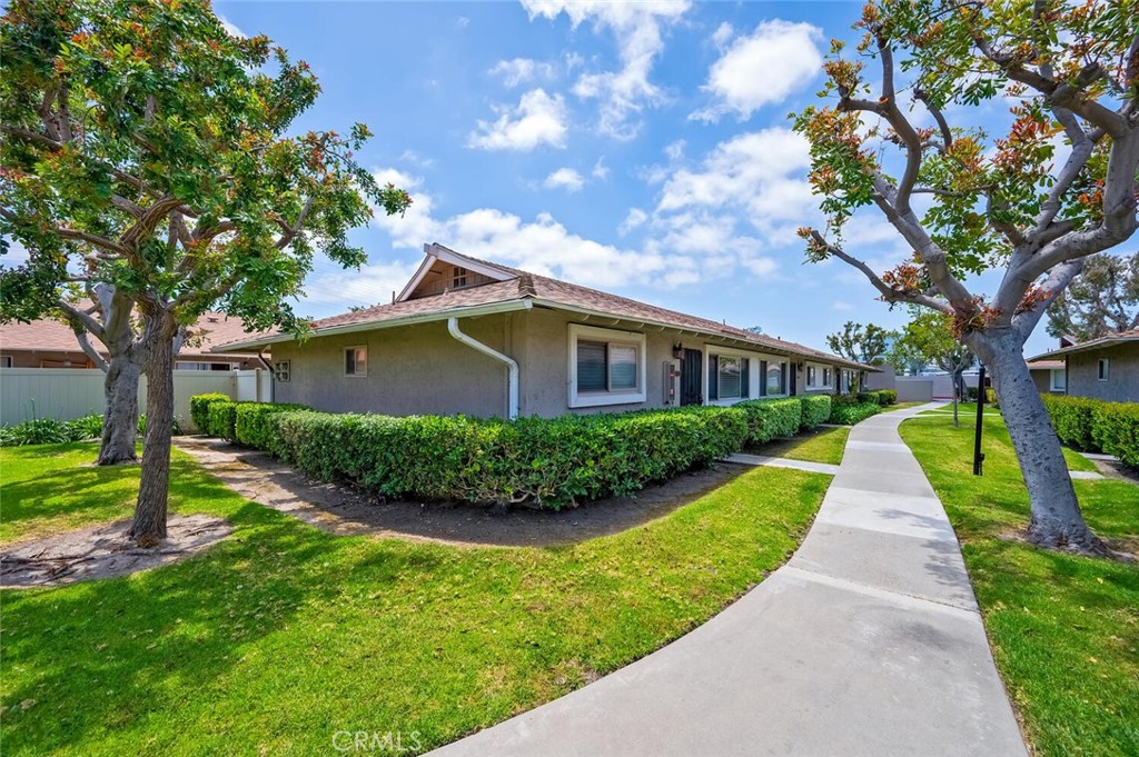 8068 Worthy Drive