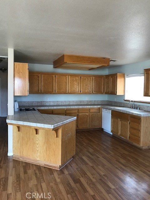 1208 W Coronado Avenue