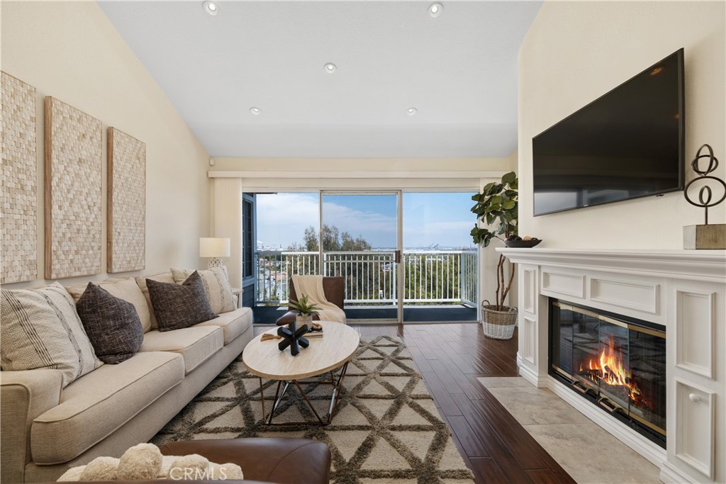 1414 Brett Place 330