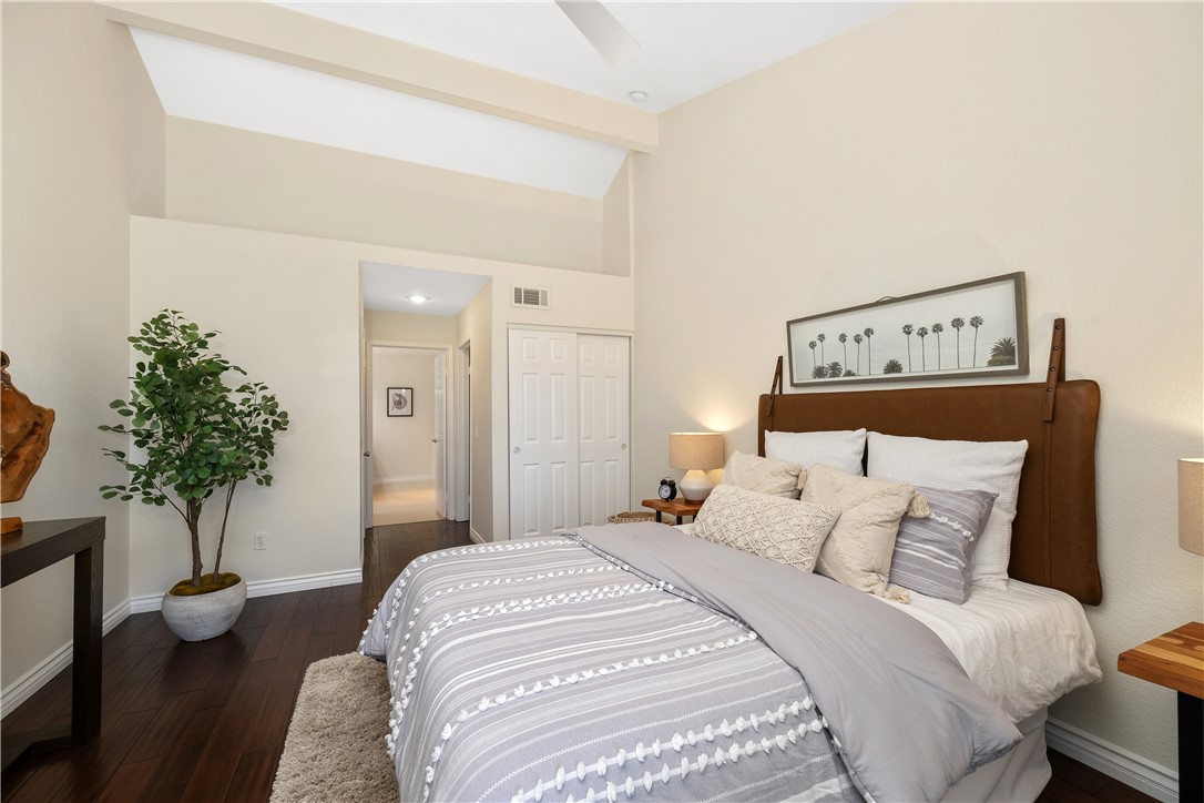 1414 Brett Place 330