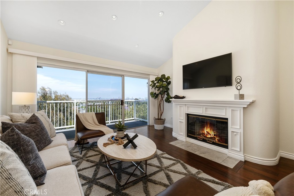 1414 Brett Place 330