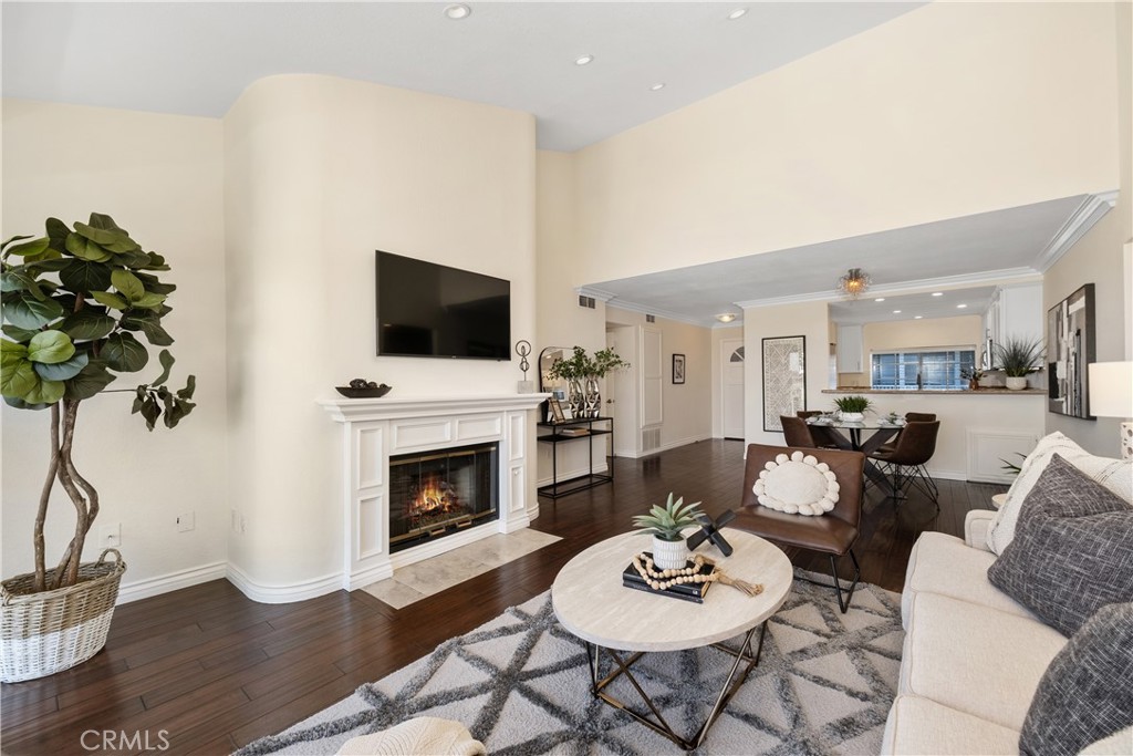 1414 Brett Place 330