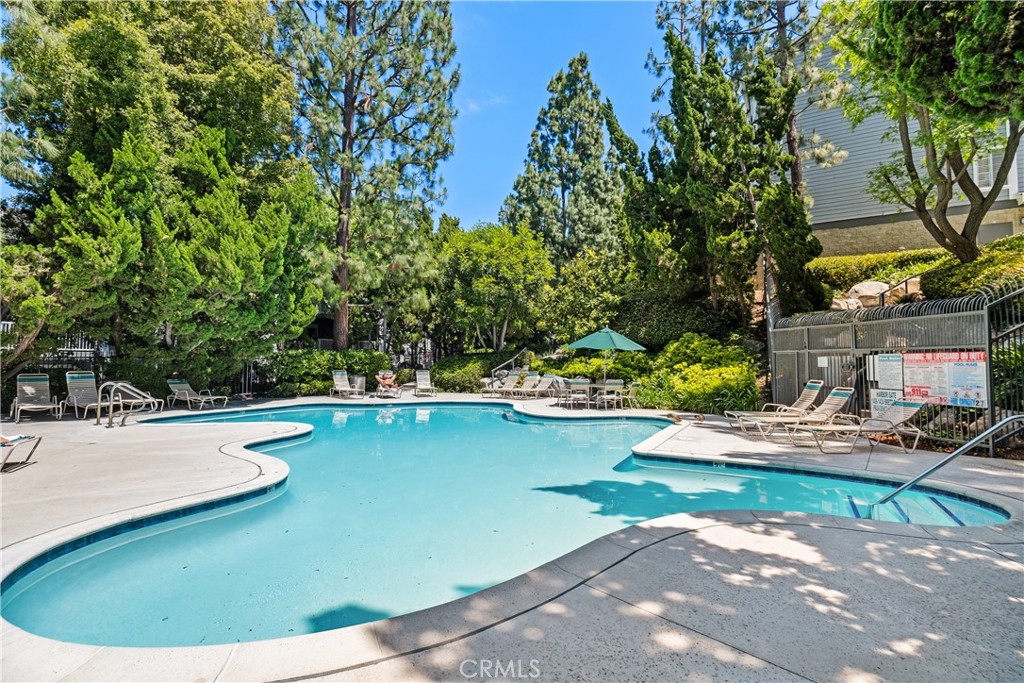 1414 Brett Place 330