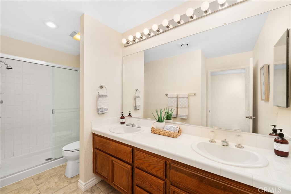 1414 Brett Place 330