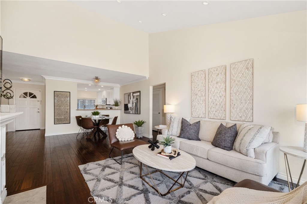 1414 Brett Place 330