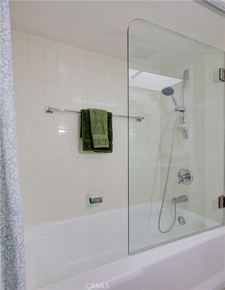 497 Avenida Sevilla B