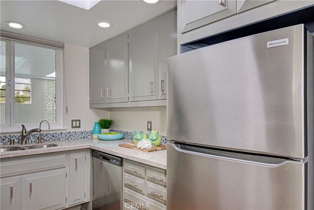 497 Avenida Sevilla B