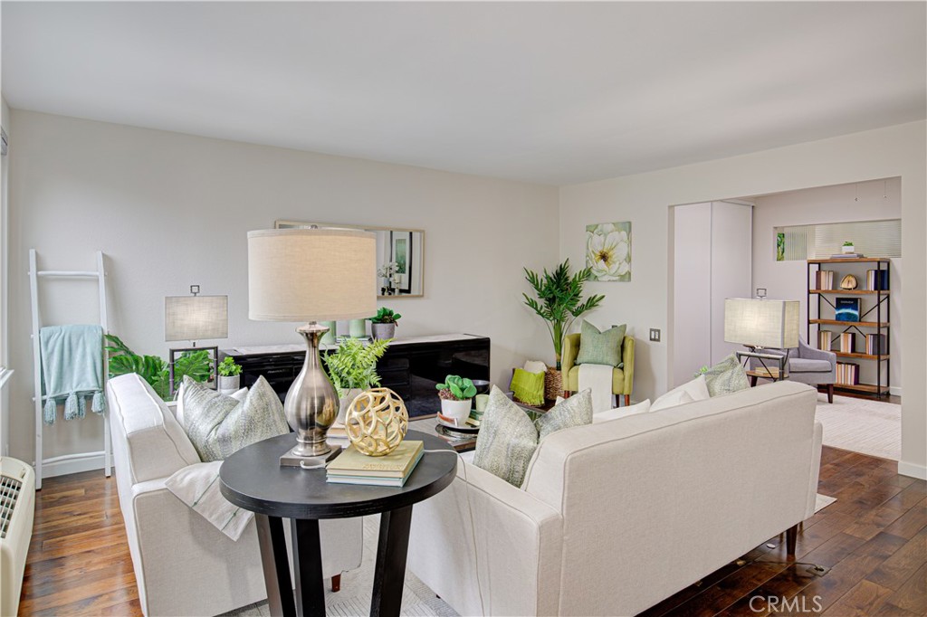 497 Avenida Sevilla B