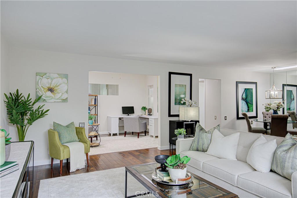 497 Avenida Sevilla B