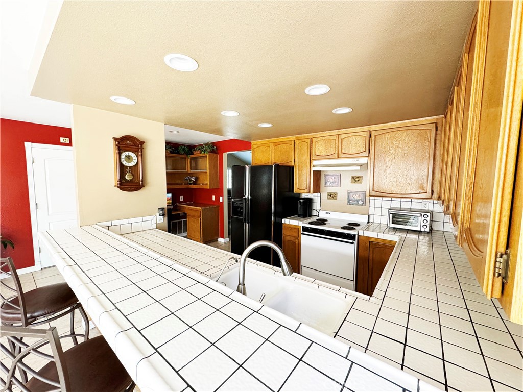 6288 Pitcairn Street