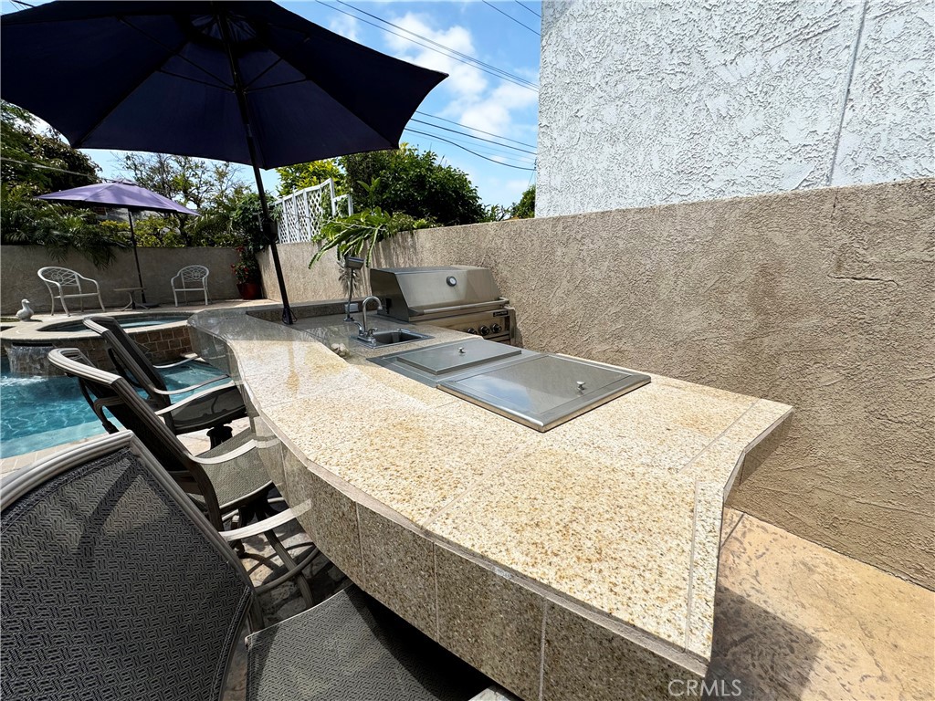 6288 Pitcairn Street