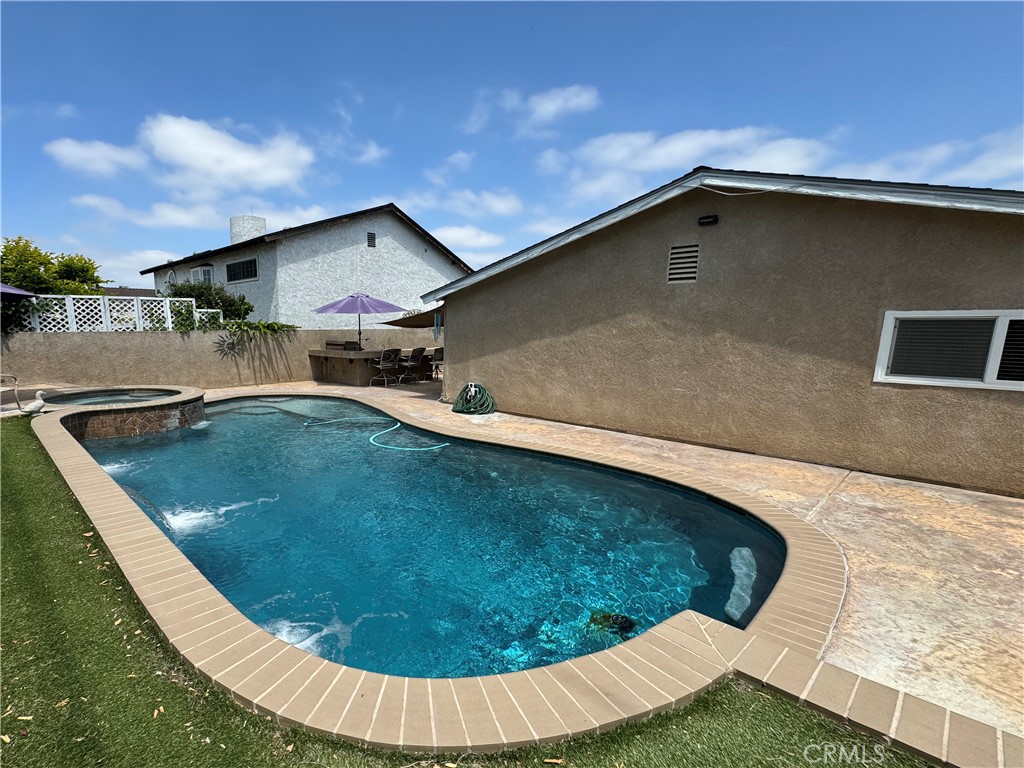 6288 Pitcairn Street