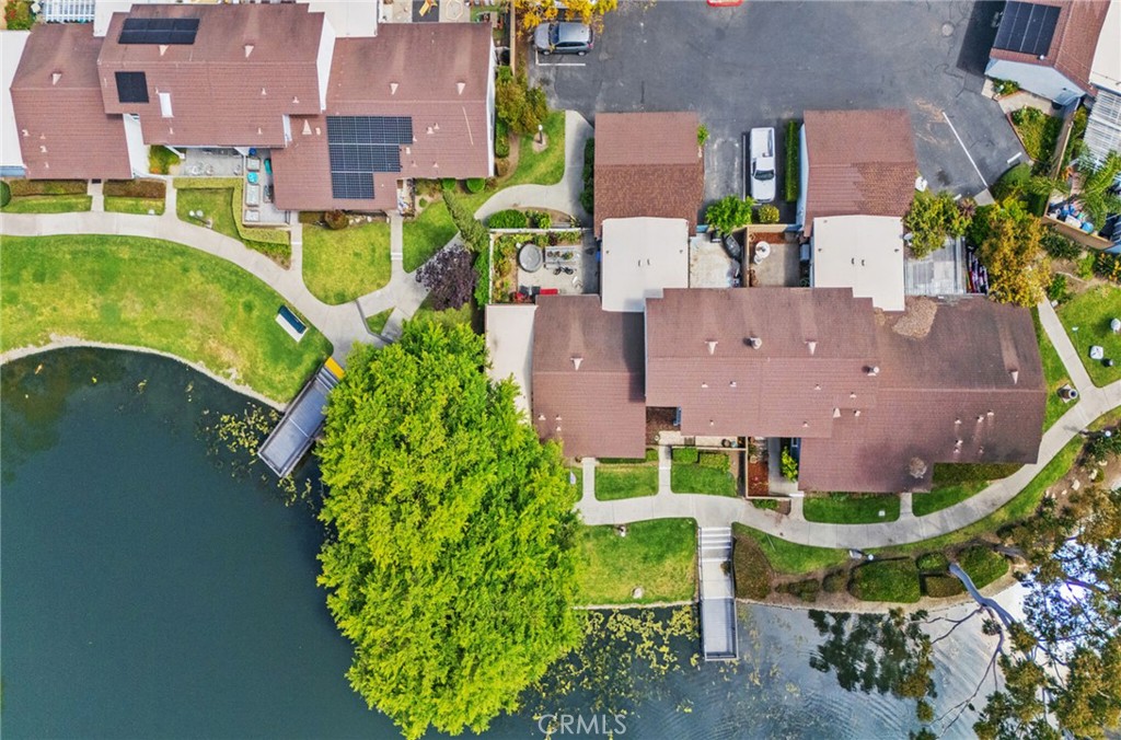 26306 Roundtree Court