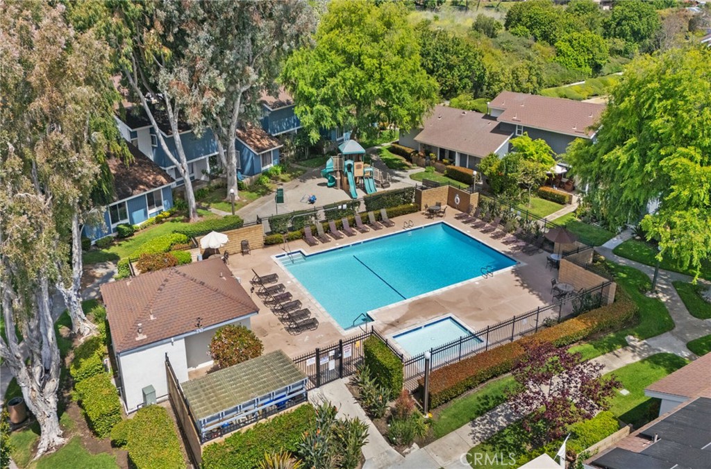 26306 Roundtree Court