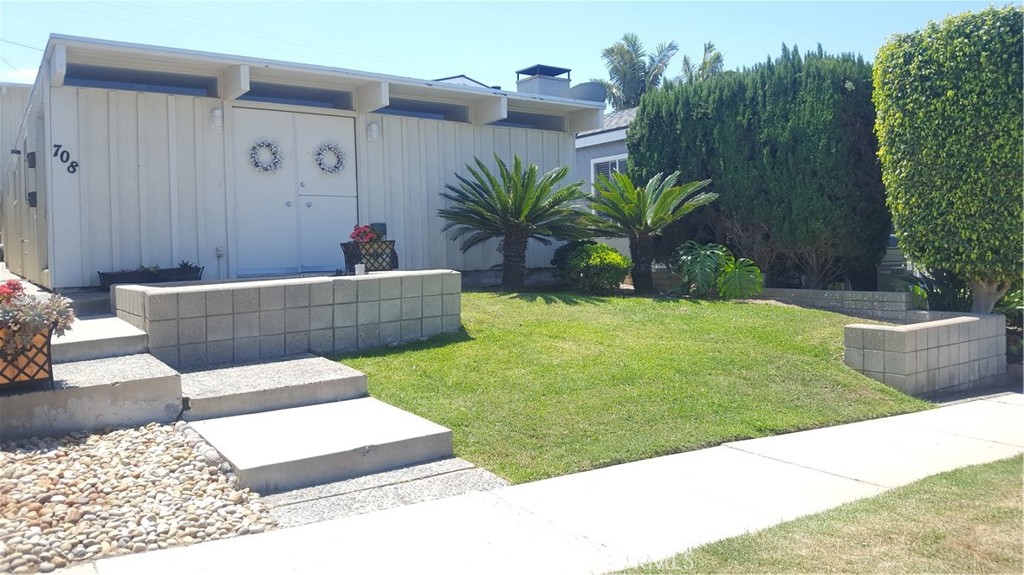 708 Narcissus Avenue
