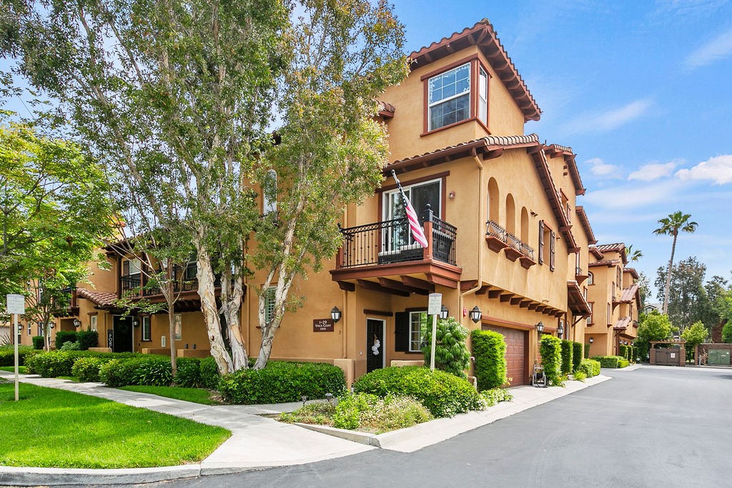 3 Vinca Court