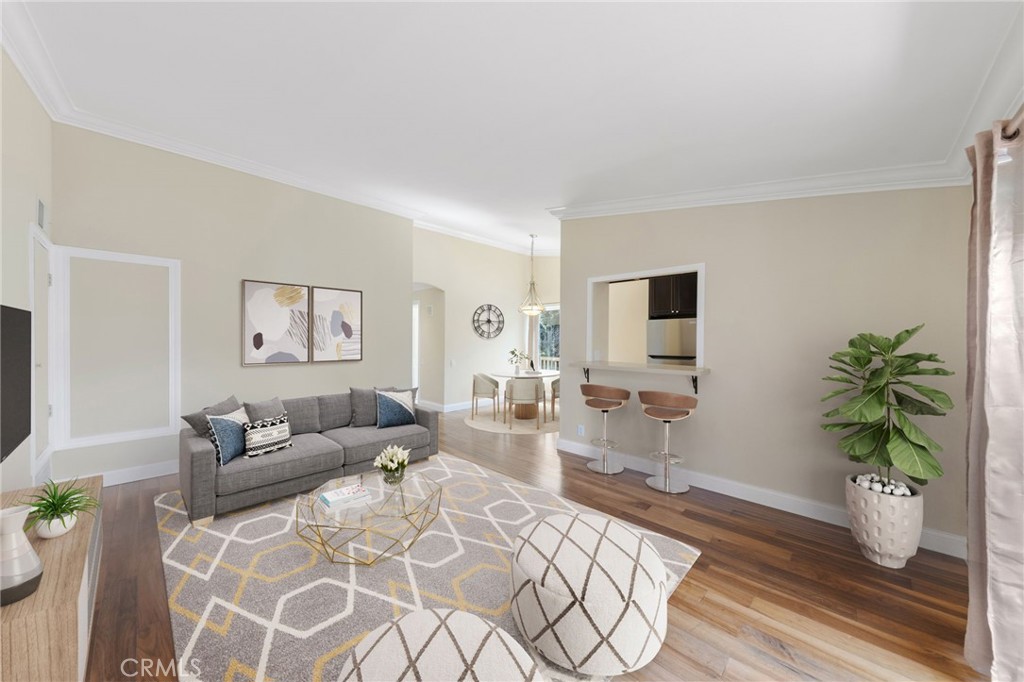 25789 Marguerite D204