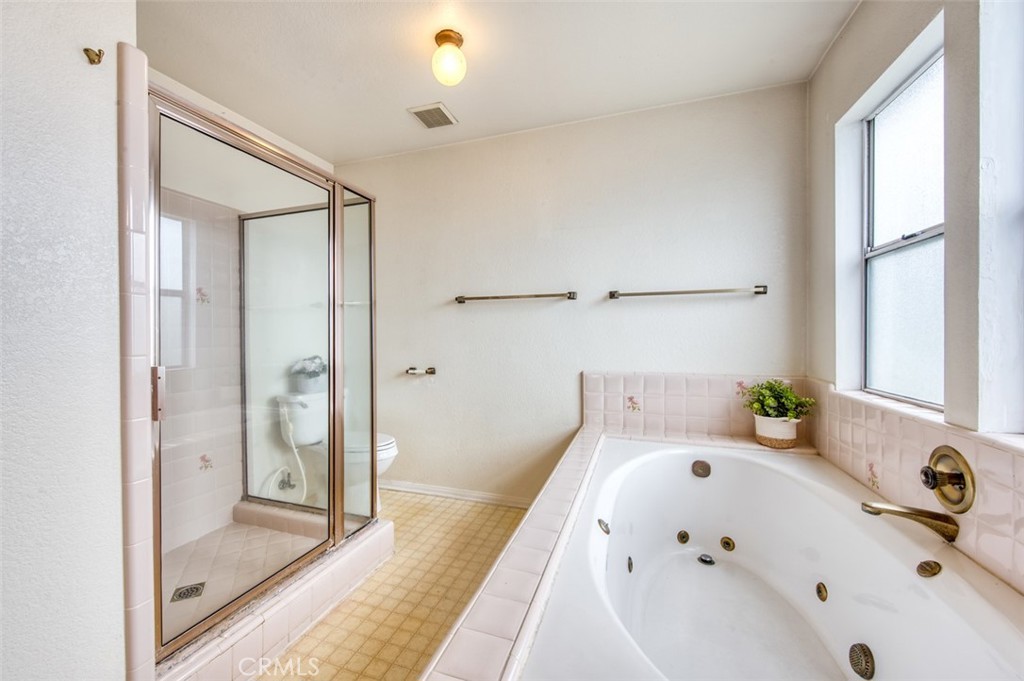 14925 Eastwood Avenue