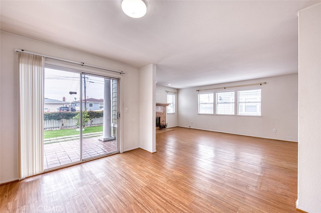 14925 Eastwood Avenue