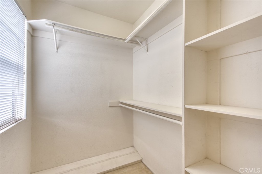 14925 Eastwood Avenue