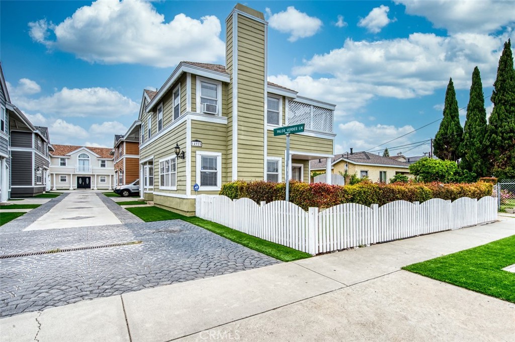 14925 Eastwood Avenue