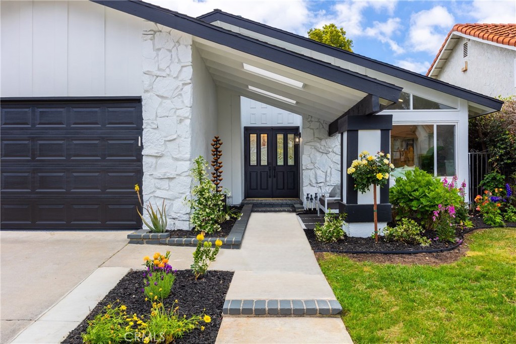 25042 Owens Lake Circle